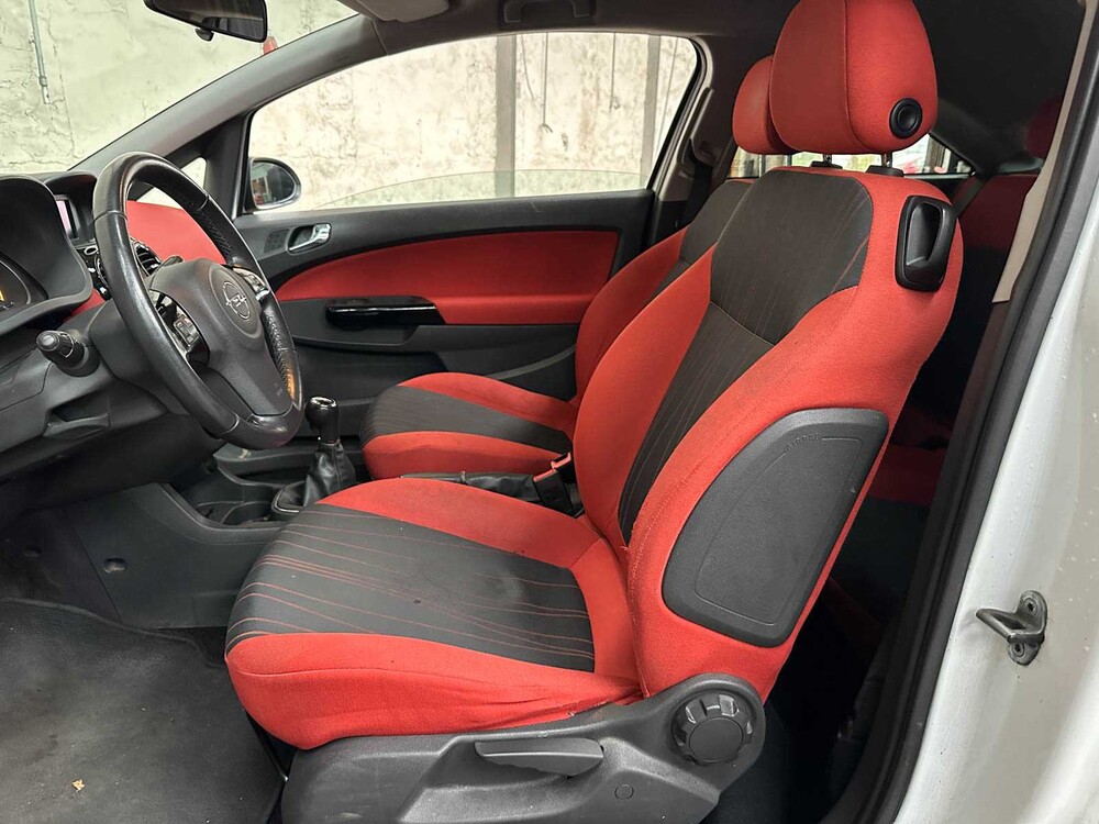 Opel Corsa 1.4-16V 111 Edit.LPG 87 PS 2010, 44-LHZ-3