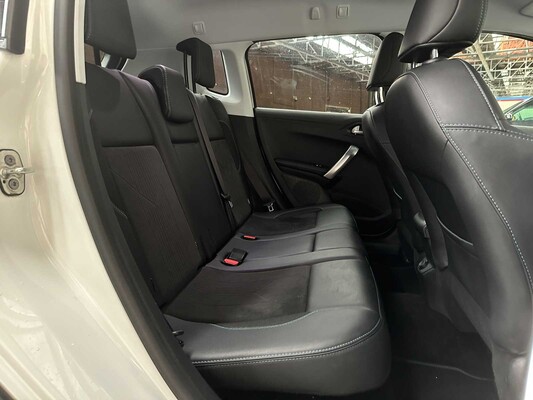 Peugeot 2008 1.2 PureTech GT-Line 109 PS 2018, HLH-96-S