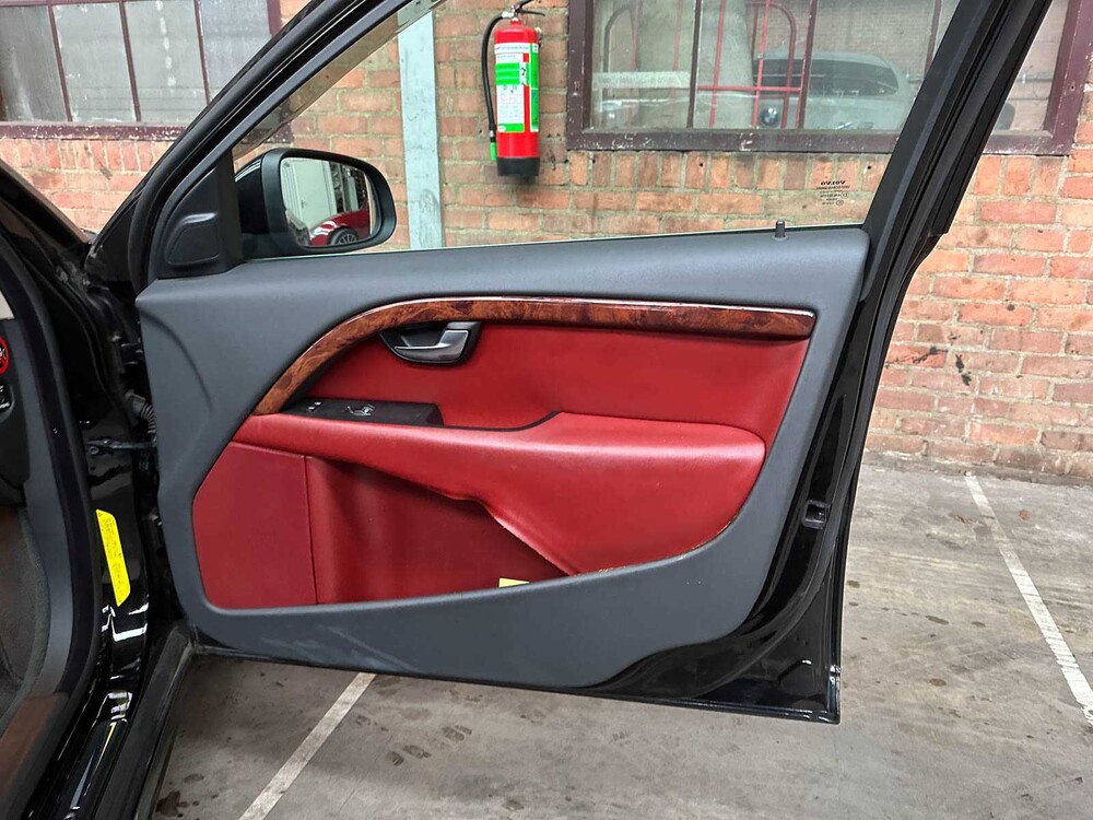 YV1BW985081022818 Volvo V70 3,2 6-Zylinder 238 PS 2008 Youngtimer