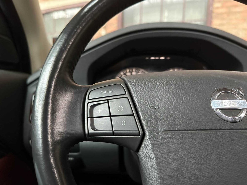 YV1BW985081022818 Volvo V70 3,2 6-Zylinder 238 PS 2008 Youngtimer