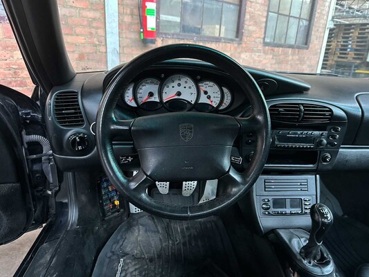 Porsche 911 996 Carrera Coupe 3.4 300PK 2001 -Handgeschakeld- Youngtimer