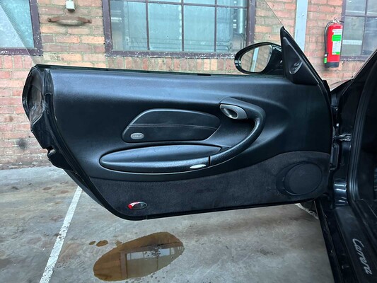 Porsche 911 996 Carrera Coupe 3.4 300PK 2001 -Handgeschakeld- Youngtimer