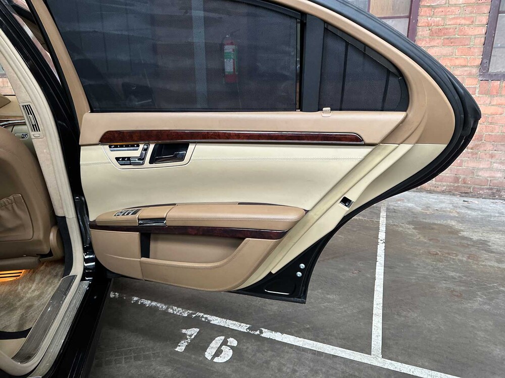 Mercedes-Benz S600 Lang S-klasse 5.5 V12 517pk 