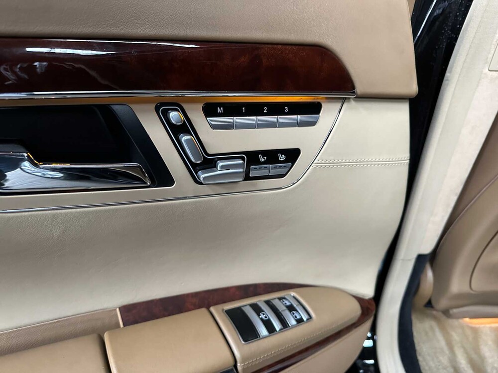 Mercedes-Benz S600 Lang S-klasse 5.5 V12 517pk 