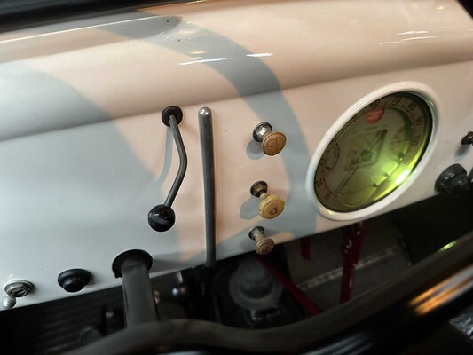 Peugeot 202 Pick-Up Truck 1946, BH-08-77