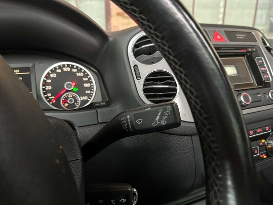 Volkswagen Tiguan 2.0 TSI Sport&Style 4Matic R-Line 170 PS 2010, 21-KJR-3 Youngtimer