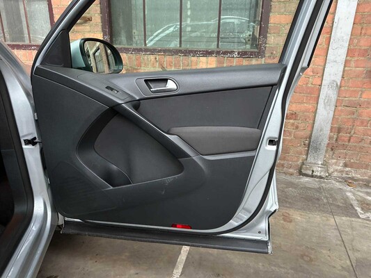 Volkswagen Tiguan 2.0 TSI Sport&Style 4Matic R-Line 170 PS 2010, 21-KJR-3 Youngtimer