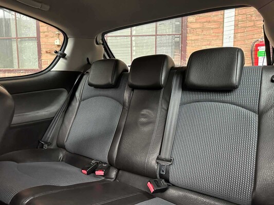 Peugeot 206 2.0-16V GTI 134 PS 2004, 33-NS-VN