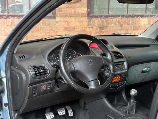 Peugeot 206 2.0-16V GTI 134 PS 2004, 33-NS-VN