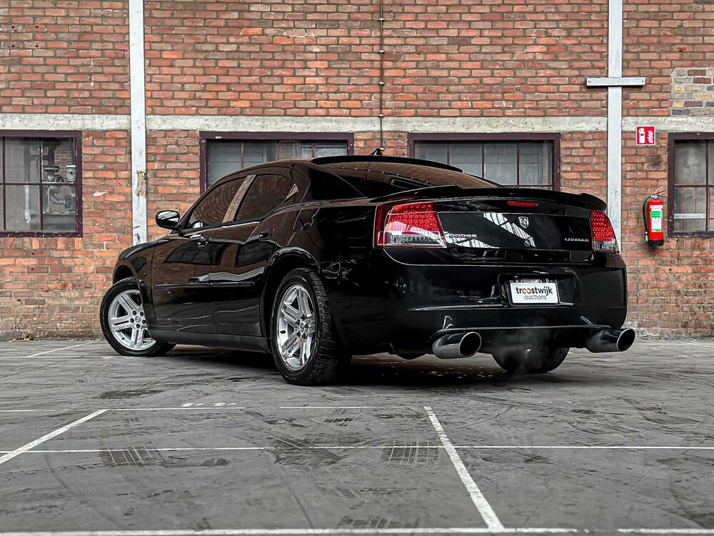 Dodge Charger SRT8 6,1 V8 425 PS 2008 Youngtimer
