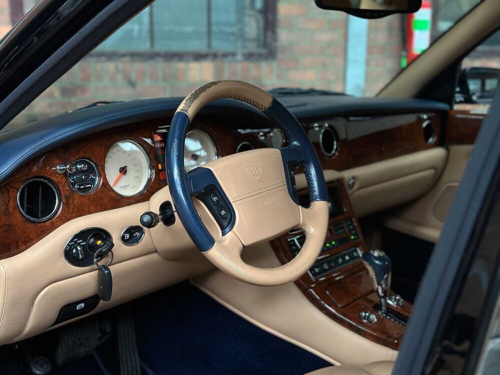 Bentley Arnage 6,8 V8 Red Label 405PS 2001 (Original-NL), 31-GN-KD