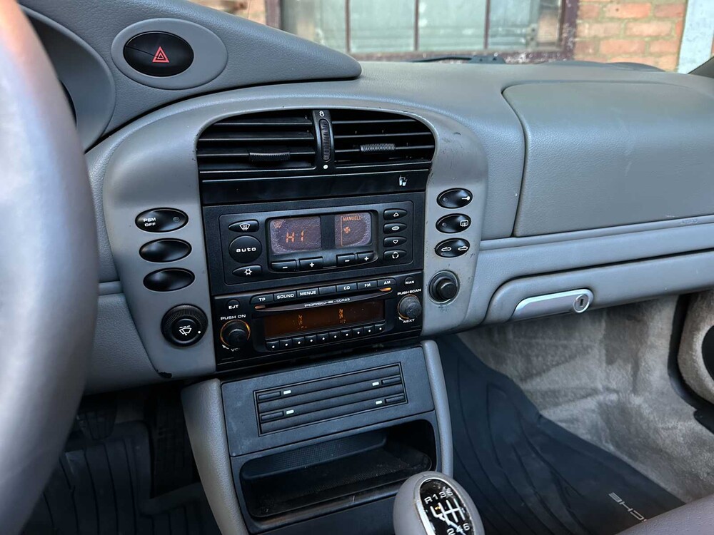 Porsche 911 996 Carrera Cabrio 4 3,6 320 PS 2004 -Youngtimer-