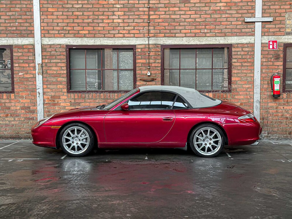 Porsche 911 996 Carrera Cabrio 4 3,6 320 PS 2004 -Youngtimer-