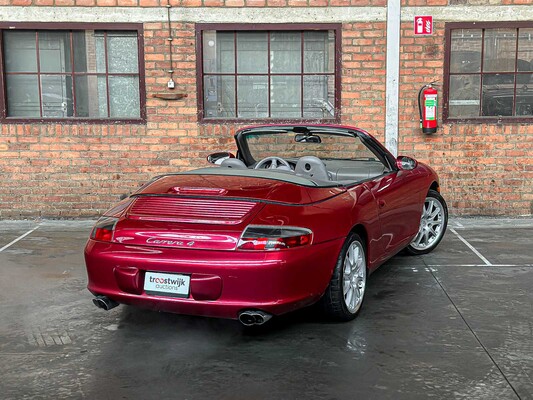 Porsche 911 996 Carrera Cabrio 4 3,6 320 PS 2004 -Youngtimer-