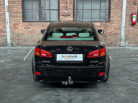 Lexus IS 250 Business 205 PS 2006, 61-SP-LK