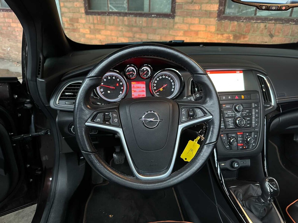 Opel Cascada 1.4 T eF Innovation 138 PS 2017, SZ-518-S