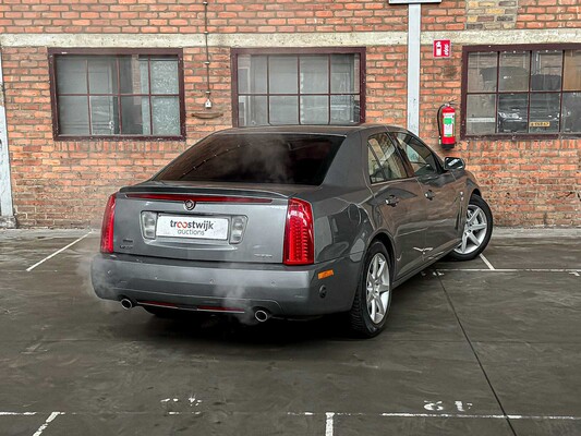 Cadillac STS 4.6 V8 Launch Edit. 320 PS 2005, 56-RV-TL
