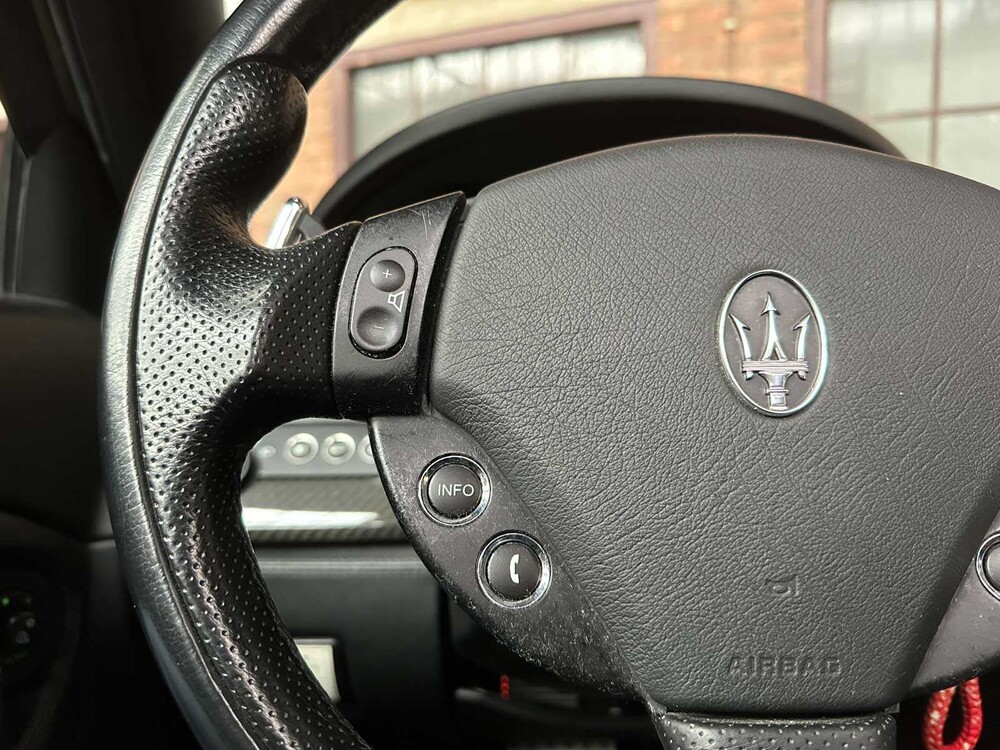 Maserati Quattroporte 4,2 V8 Sport GT 401 PS ZF 2007 -Youngtimer-