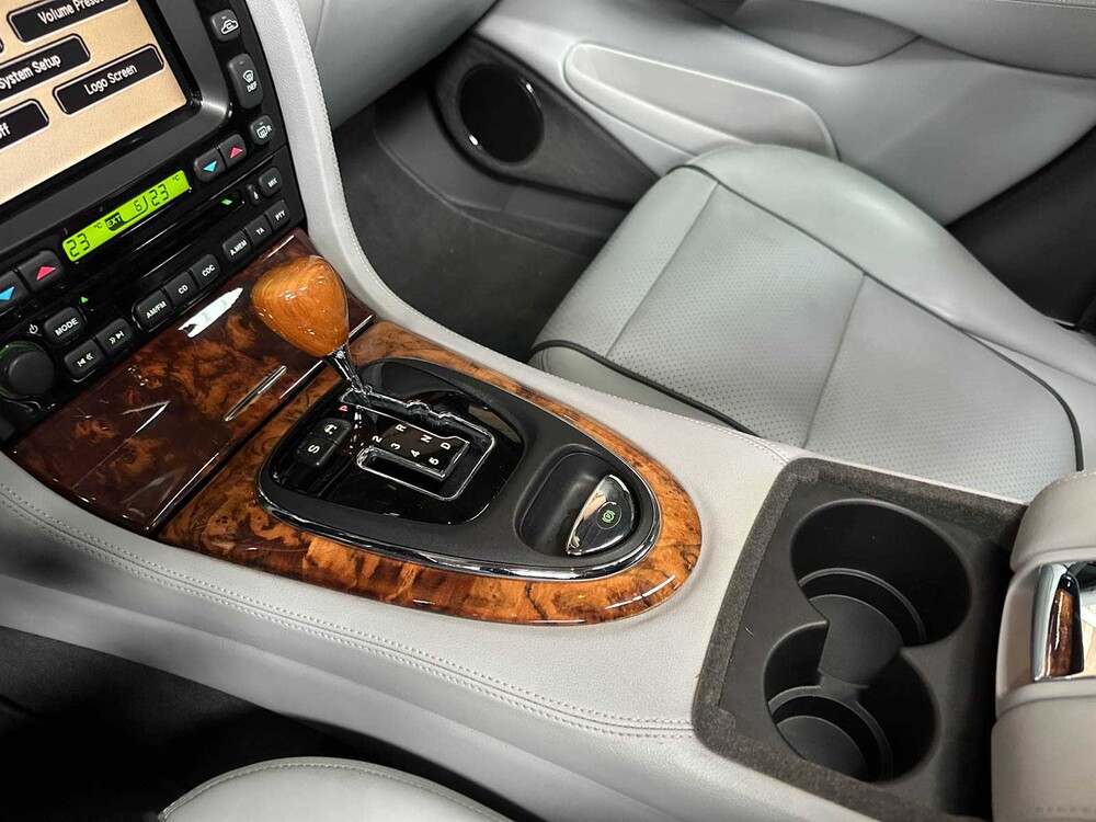 Jaguar XJ 4.2 V8 298 PS 2008, T-386-DT Youngtimer