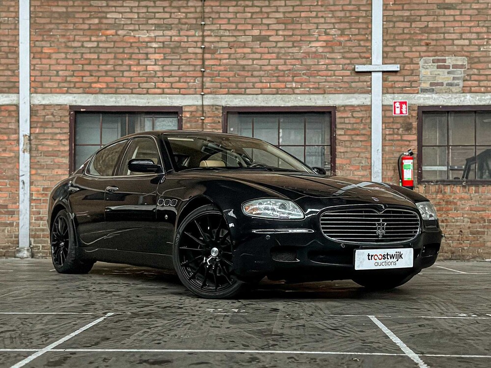 Maserati Quattroporte 4.2 V8 Duo Select 400 PS 2006, L-851-RK Youngtimer