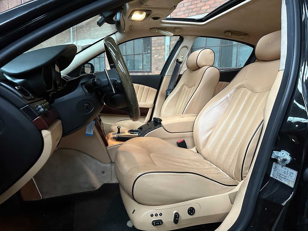 Maserati Quattroporte 4.2 V8 Duo Select 400 PS 2006, L-851-RK Youngtimer