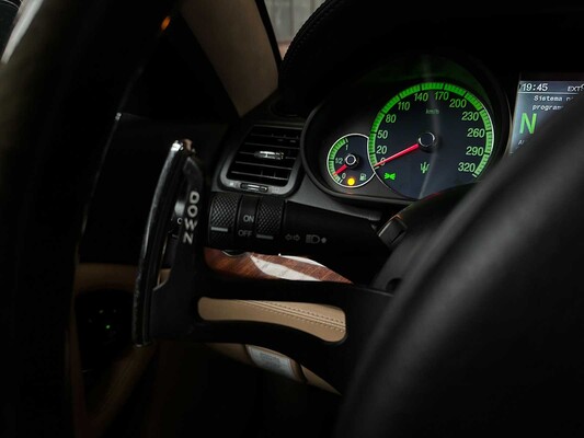 Maserati Quattroporte 4.2 V8 Duo Select 400 PS 2006, L-851-RK Youngtimer