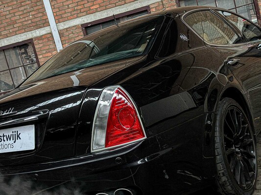 Maserati Quattroporte 4.2 V8 Duo Select 400 PS 2006, L-851-RK Youngtimer