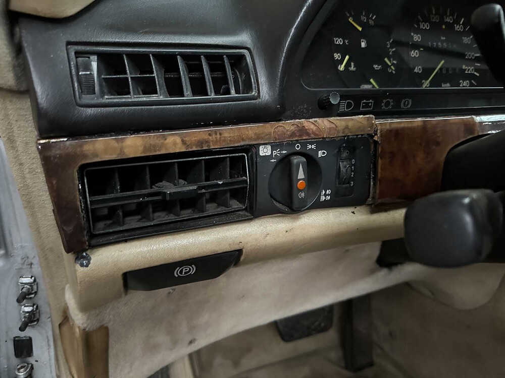 Mercedes-Benz 500 SEC 5.0 V8 245 PS 1985 W126