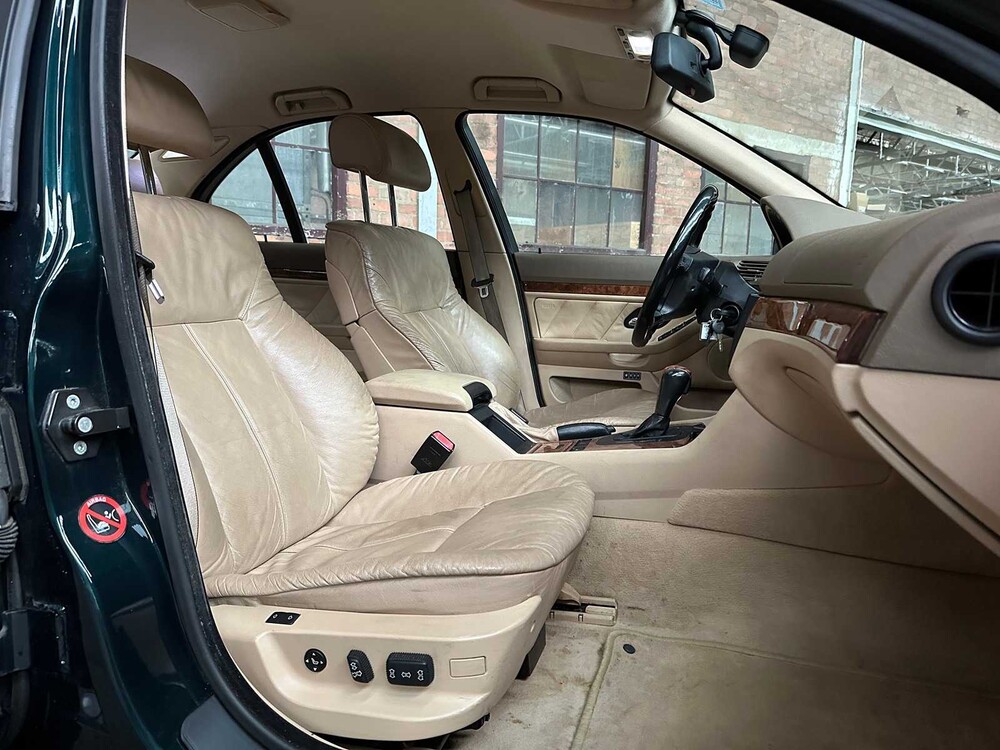 BMW 528i Executive 193 PS 1997 (Original-NL) 5er E39, RN-ZL-11