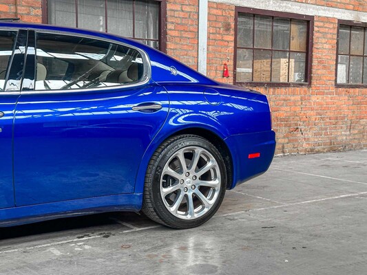Maserati Quattroporte 4,2 V8 400 PS 2008 (43.000 km) Youngtimer -Automatik-