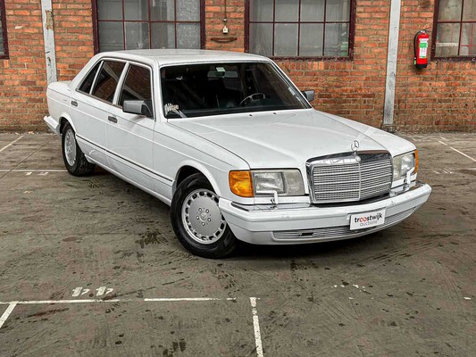 Mercedes-Benz 560 SEL Limousine 4-Türer 5,6 V8 SOHC 16v 1990 