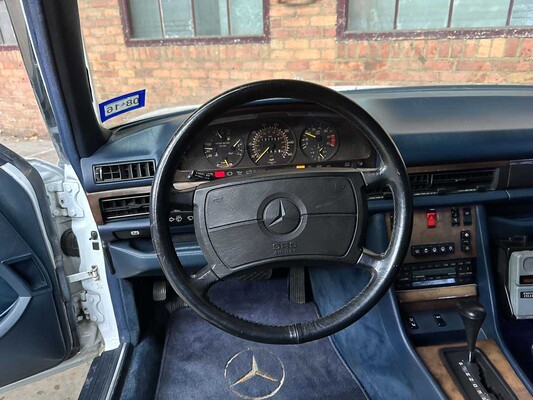 Mercedes-Benz 560 SEL Limousine 4-Türer 5,6 V8 SOHC 16v 1990 