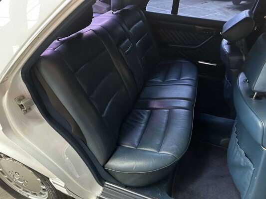 Mercedes-Benz 560 SEL Limousine 4-Türer 5,6 V8 SOHC 16v 1990 