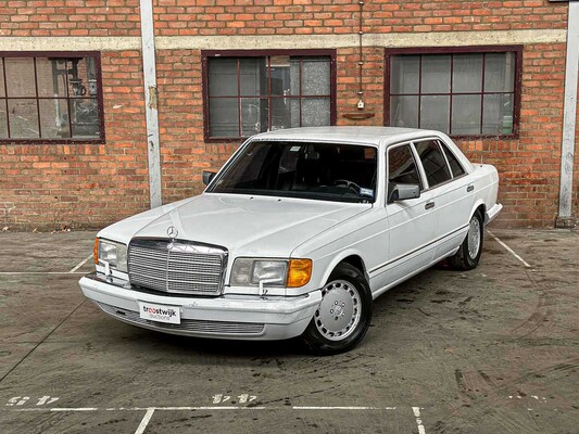 Mercedes-Benz 560 SEL Limousine 4-Türer 5,6 V8 SOHC 16v 1990 