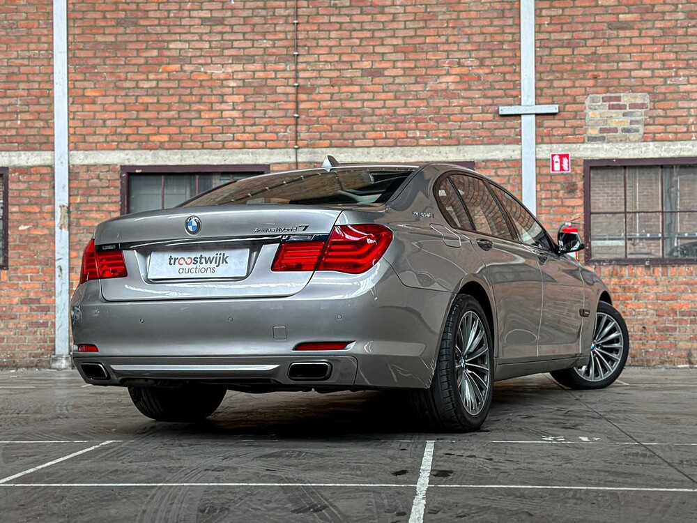 BMW 750i ActiveHybrid 4,4 V8 407 PS 2010 7er, 02-PGJ-7 Youngtimer