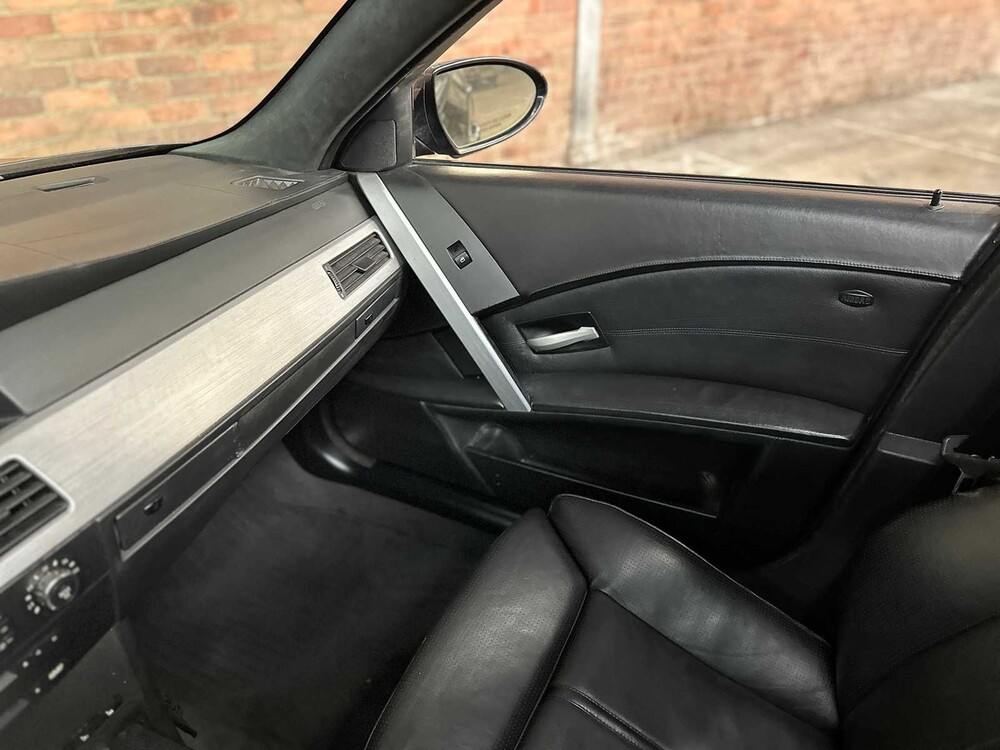 BMW M5 5,0 V10 500 PS 2006 E60 5er