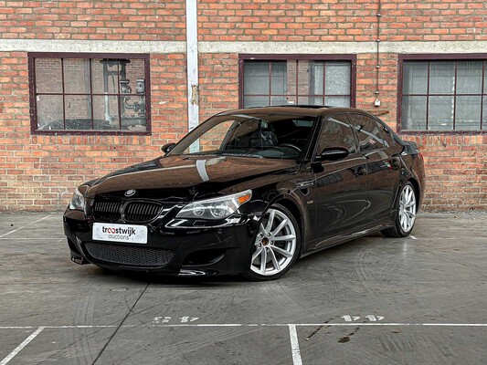 BMW M5 5,0 V10 500 PS 2006 E60 5er
