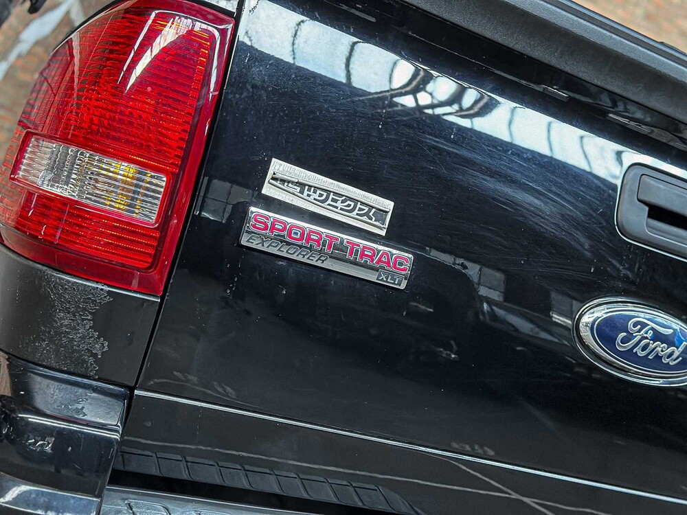 Ford Explorer Sport Trac Pick-up 4,0 V6 210 PS 2007 Yountimer