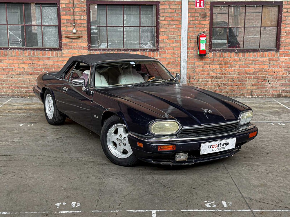 Jaguar XJS Cabriolet 4,0 6-Zoll-Reihenmotor 240 PS 1996