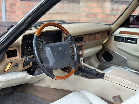 Jaguar XJS Cabriolet 4,0 6-Zoll-Reihenmotor 240 PS 1996