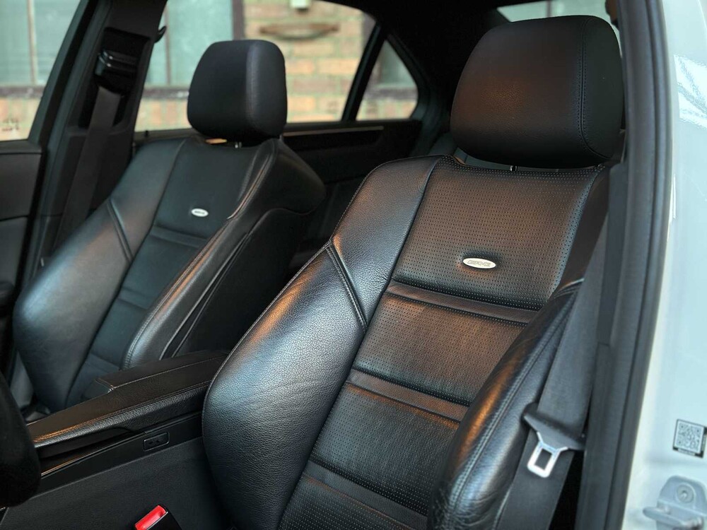 Mercedes-Benz E63 AMG 6,3 V8 -CARBON- 525 PS 2010 (Original-NL) E-Klasse, 47-LKB-6