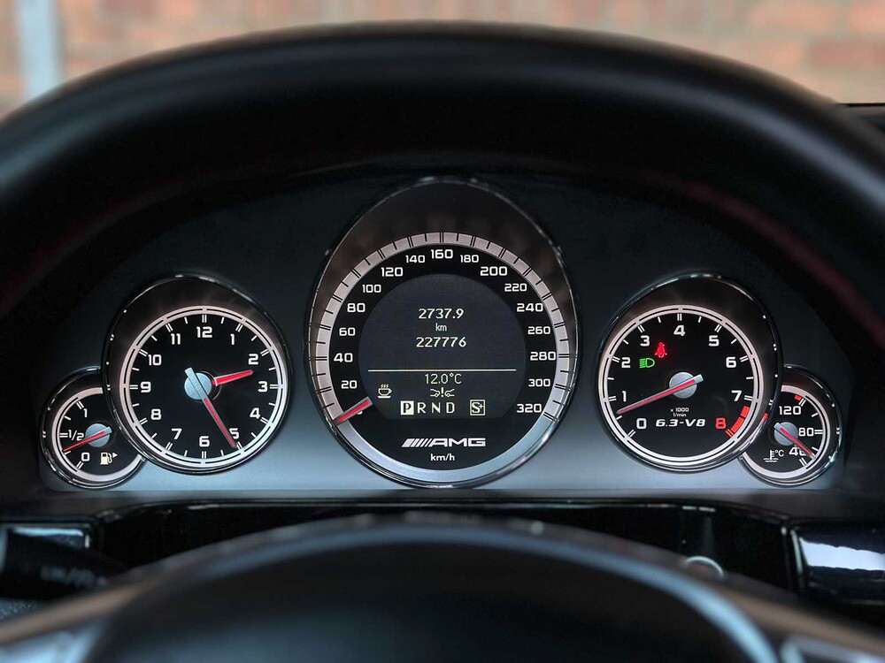 Mercedes-Benz E63 AMG 6,3 V8 -CARBON- 525 PS 2010 (Original-NL) E-Klasse, 47-LKB-6