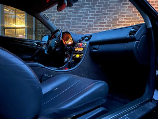Mercedes-Benz CLK55 AMG Cabriolet 5,4 V8 367 PS 2002 CLK-Klasse Youngtimer
