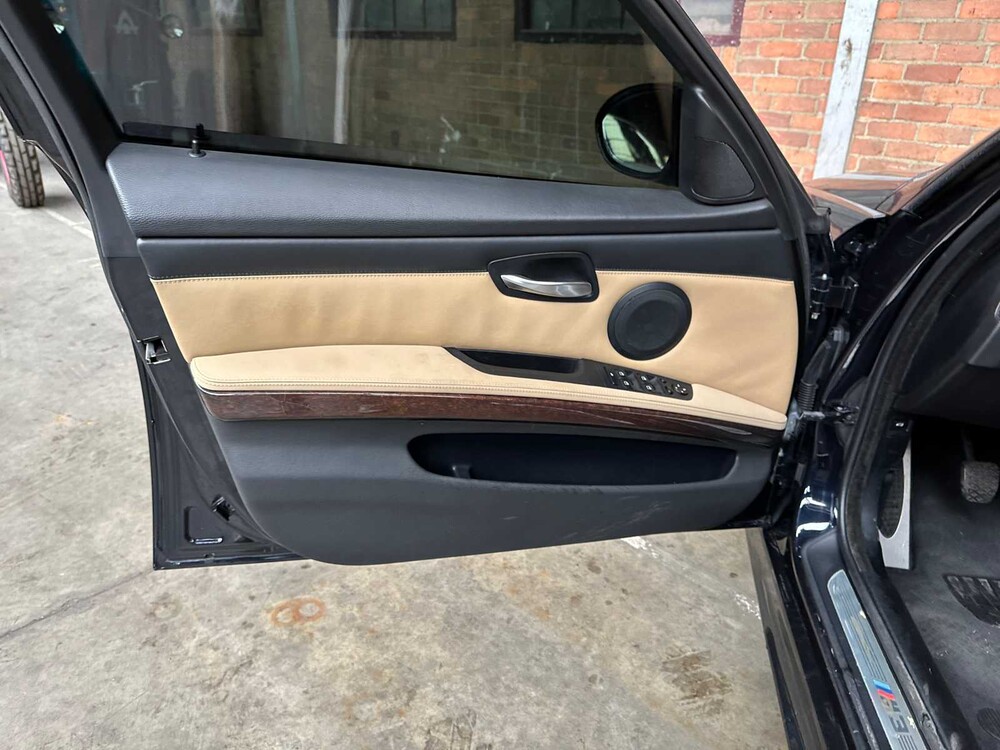 BMW M3 4,0 V8 E90 -MANUELL - 420 PS 2008 3er Youngtimer 