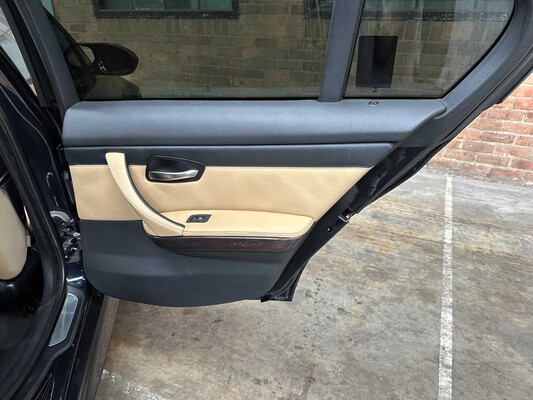 BMW M3 4,0 V8 E90 -MANUELL - 420 PS 2008 3er Youngtimer 