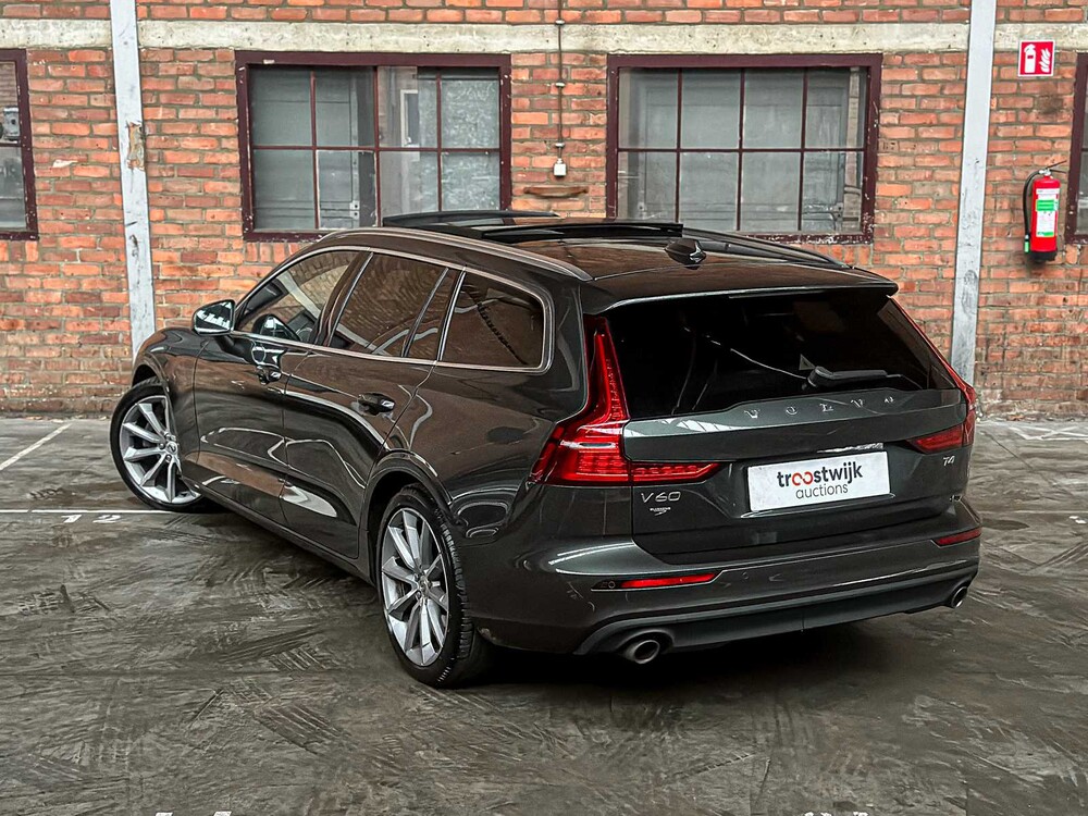 Volvo V60 2.0 T4 Moment.Pro 188 PS 2019, ZP-740-L