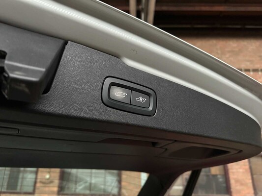 Volvo V60 2.0 T6 Recharge AWD Inschrift 253 PS 2021 (Original-NL + 1. Besitzer), N-828-HZ