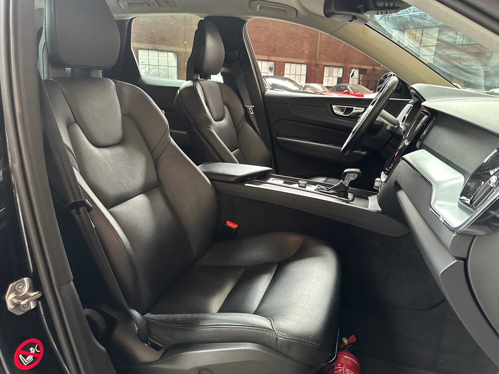 Volvo XC60 2.0 D4 Allradantrieb Impuls 190 PS 2017, P-666-DB