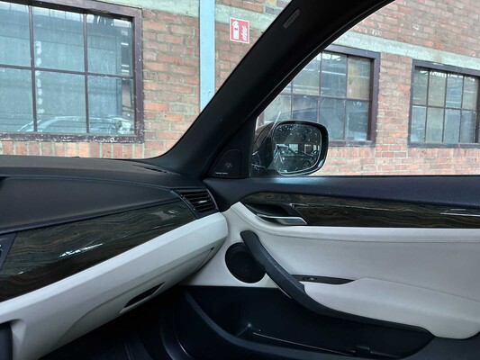 BMW X1 xDrive28i Executive 258 PS 2009, 51-NVZ-9