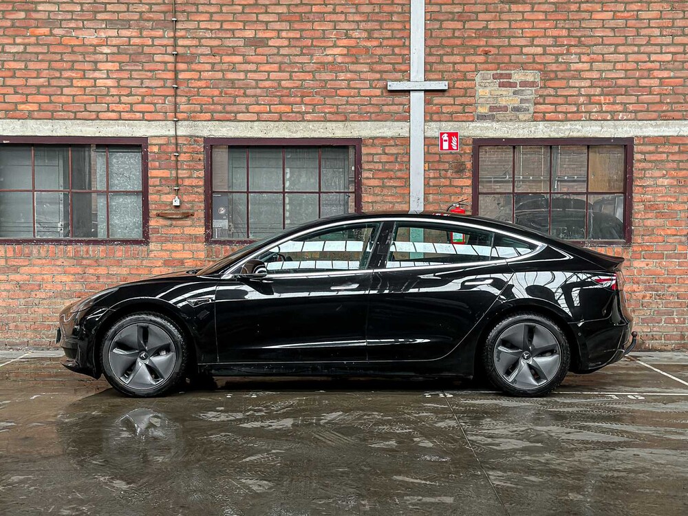 Tesla Model 3 Stnd.RWD Plus 60 kWh 238pk 2020, K-738-BV